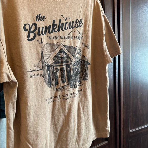 Graphic tee - Picture 2 of 8